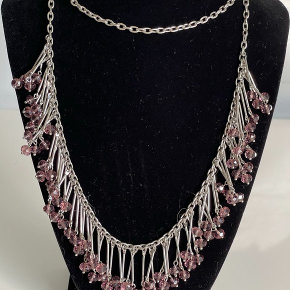 BANANA REPUBLIC SILVER NECKLACE WITH AMETHYST LIKE CRYSTALS. - Picture 5 of 7